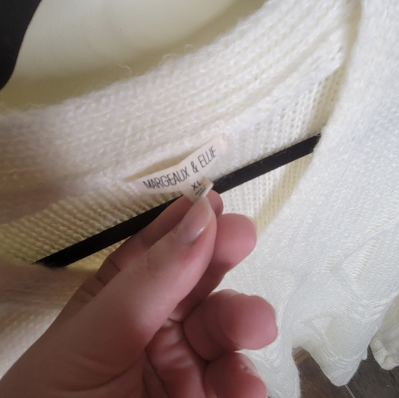 Ivory Sweater - Picture 3 of 3